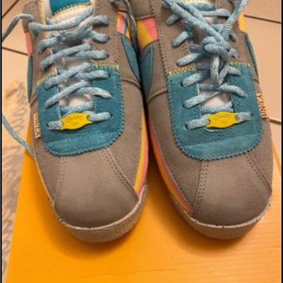 Nike shoes - Picture 7 of 7